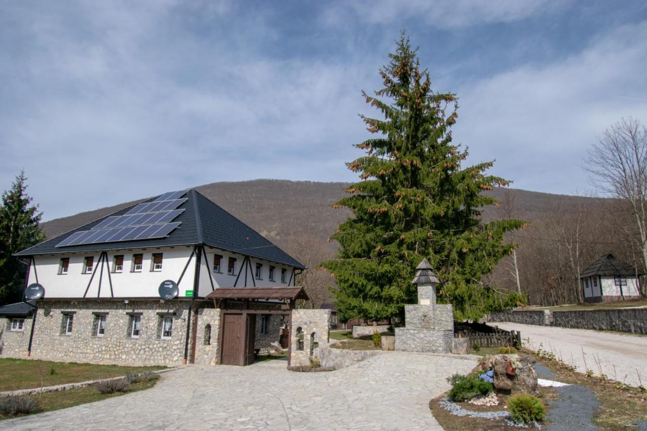 Holiday Park Hajducka Cesma Dubovsko 外观 照片