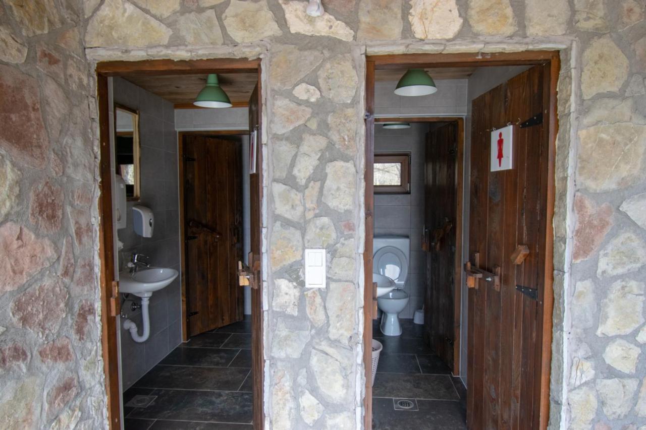 Holiday Park Hajducka Cesma Dubovsko 外观 照片