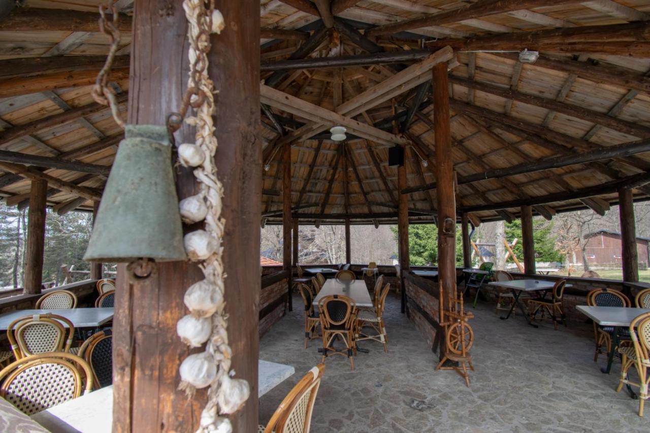 Holiday Park Hajducka Cesma Dubovsko 外观 照片
