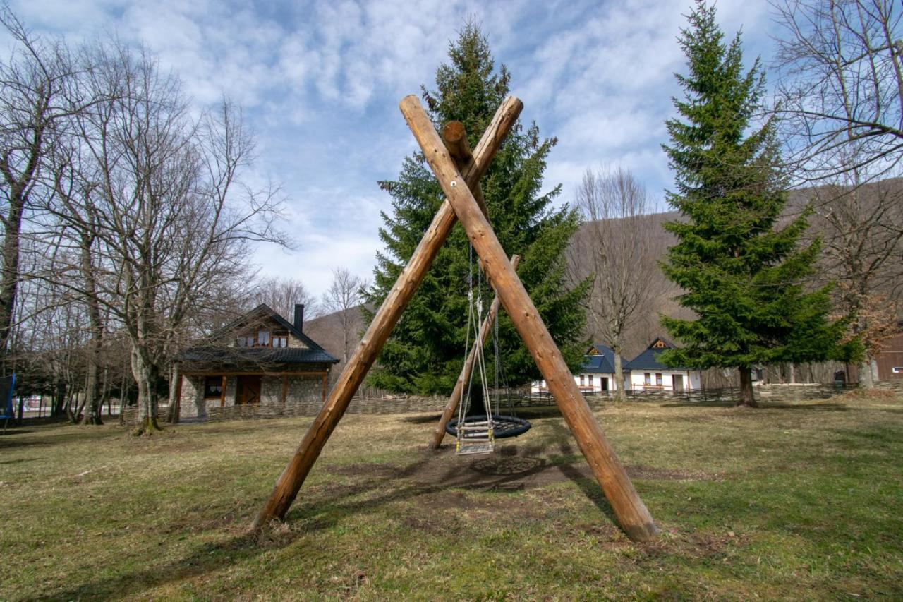 Holiday Park Hajducka Cesma Dubovsko 外观 照片
