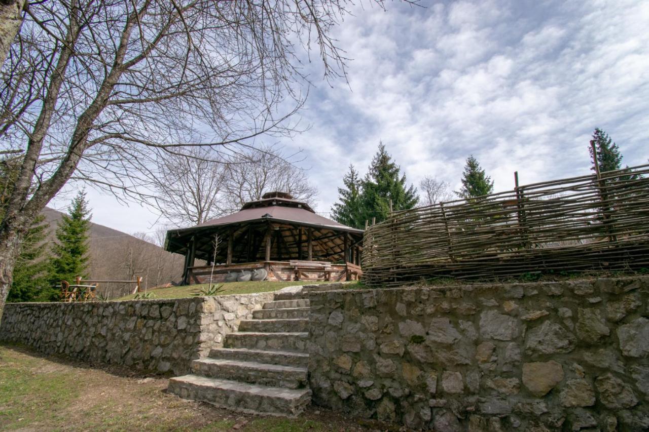 Holiday Park Hajducka Cesma Dubovsko 外观 照片
